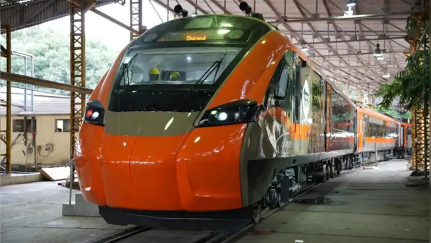 The prototype of Vande Bharat sleeper train is ready. Know what will be the features of this new Vande Bharat sleeper train